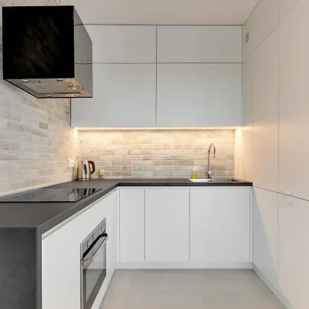 Waterlane Island - Riverview Pool, & Gym By Downtown Apartment *